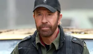 Chuck Norris é hospitalizado após emergência médica no Havaí