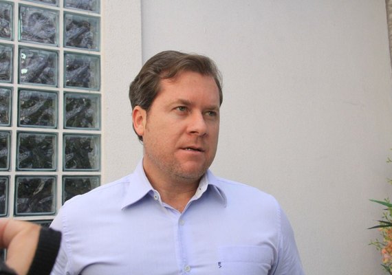 Alagoas avança com obras para o turismo, diz ministro