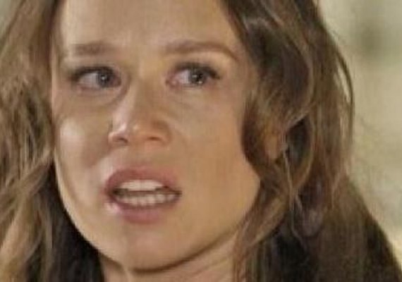 Haja Coração! Tancinha se casa com Beto, mas passa lua-de-mel chorando sozinha