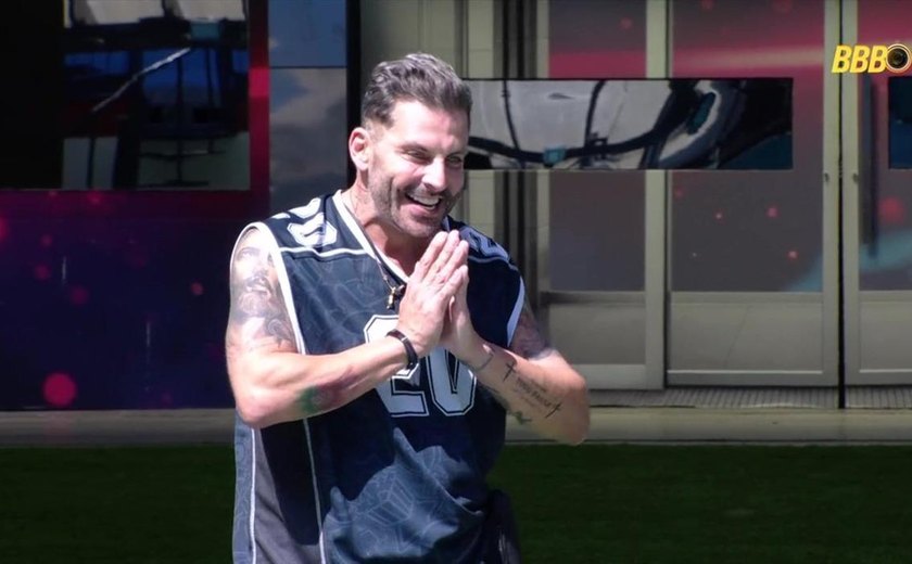 BBB 26: Henri Castelli é eliminado após 2 convulsões e internação