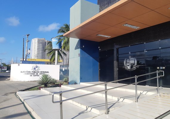 MP/AL atua na transição de indígenas Warao para novo abrigo em Maceió