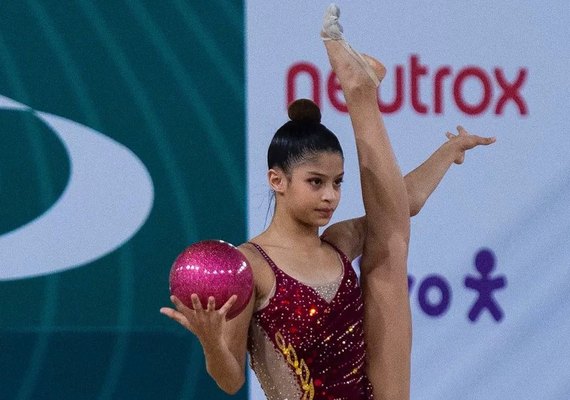 FAEC comemora convocação da alagoana Maria Fernanda para a Seleção Brasileira Juvenil de Ginástica Rítmica