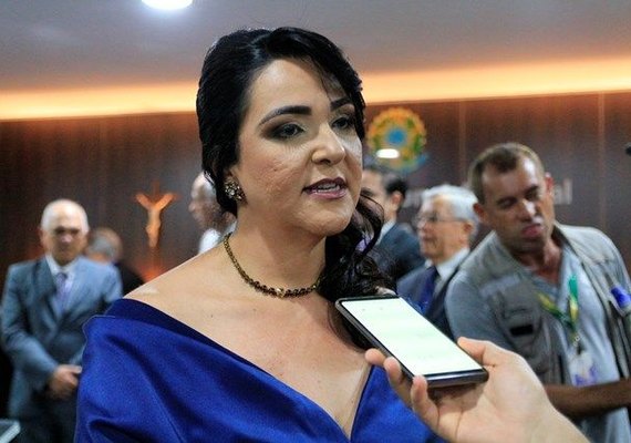 Nova Procuradora Regional Eleitoral em Alagoas é empossada