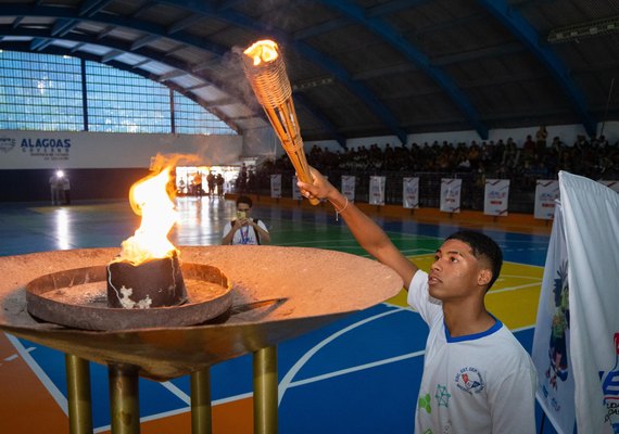 Delegação alagoana embarca para os Jogos Escolares da Juventude