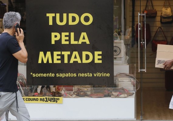Confiança dos empresários do comércio cai 1,5%