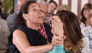 Vem por aí! Tereza leva surra de Griselda ao humilhá-la