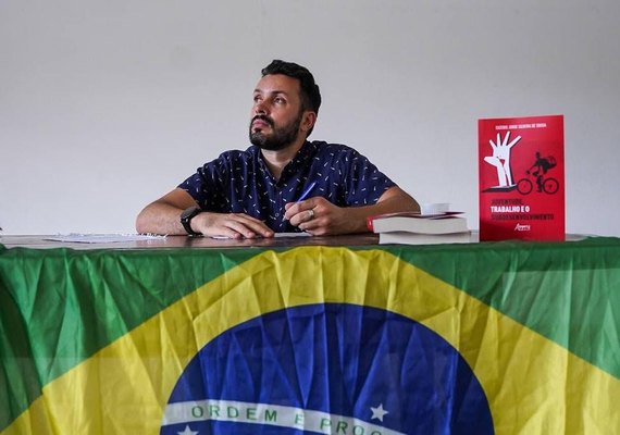 Desigualdade no Brasil e inserção dos jovens no mundo do trabalho são temas de livro
