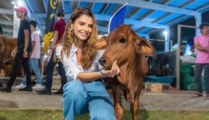 Marina Candia prestigia abertura da 74ª Expoagro