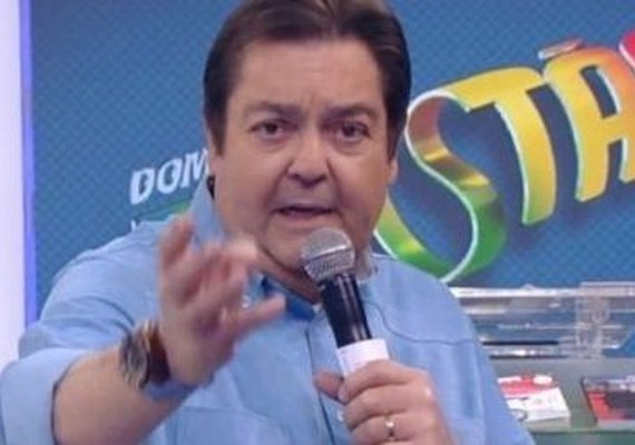 Ao vivo, Faustão ataca 'Big Brother Brasil': 'Estudar e trabalhar ninguém quer'