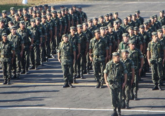 Forças Armadas deixam ruas do Rio de Janeiro, mas permanecem no Espírito Santo