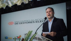 Enfrentamento à pandemia é pauta fundamental para prefeitos, afirma Renan Filho