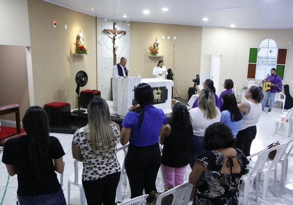 Família diz que mulher foi morta por companheira e pede justiça
