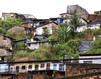 MUVB critica silêncio das autoridades sobre relatório que aponta risco geológico nos Flexais