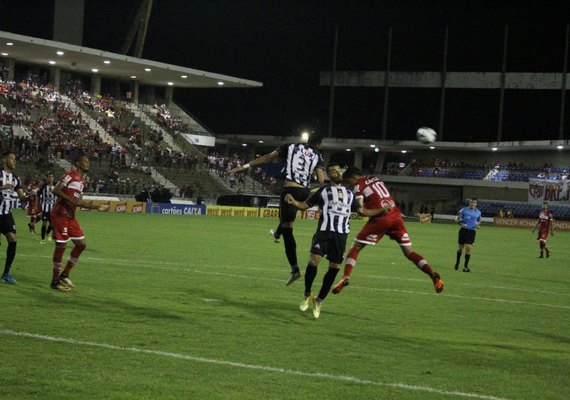 CRB volta a vencer e vai às quartas de final da Copa do Nordeste