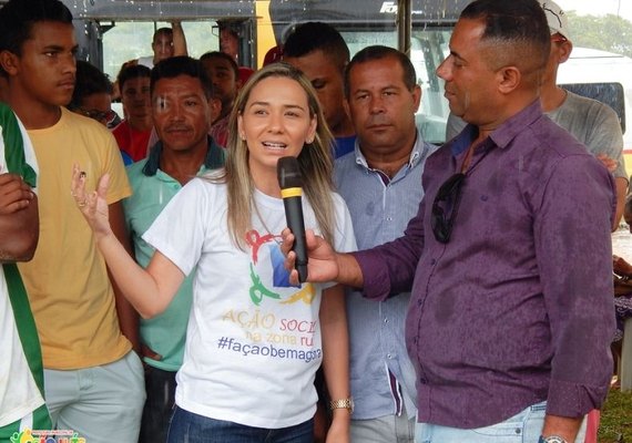 Prefeita leva estrutura de seu governo para  zona Rural