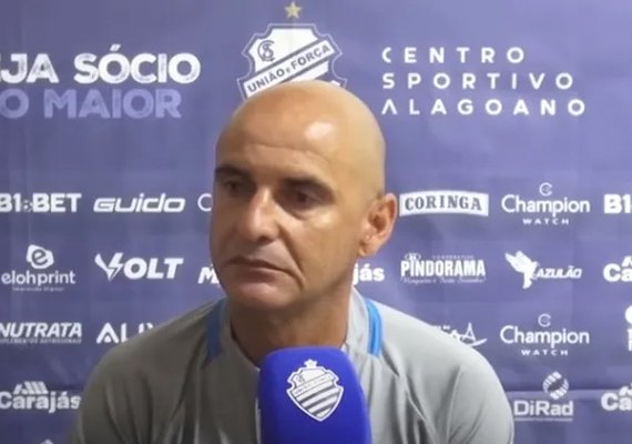 CSA ainda não confirmou técnico  e pode efetivar Adriano Rodrigues