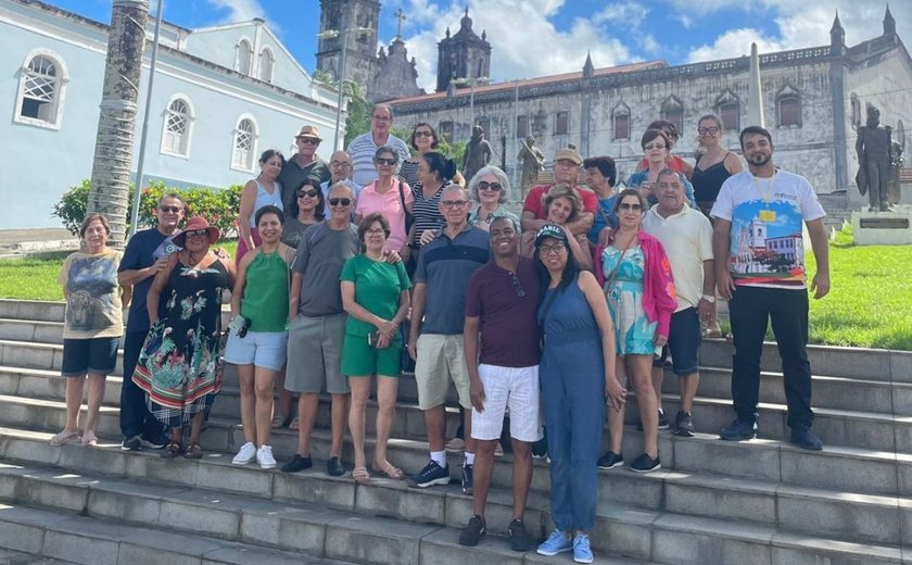 Turistas de Minas Gerais visitam e se encantam pelo Destino Penedo