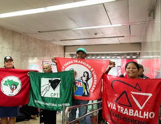 MST realiza ato religioso na praça Deodoro nesta quinta-feira