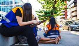 Abordagem Social realiza busca ativa e dá assistência a pessoas em situação de rua