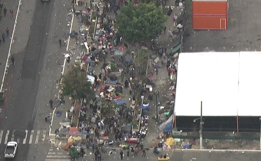 Liderança estimulou usuários da Cracolândia a saírem juntos de praça