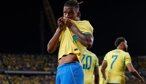 Brasil derrota Croácia em último jogo antes da convocação para a Copa