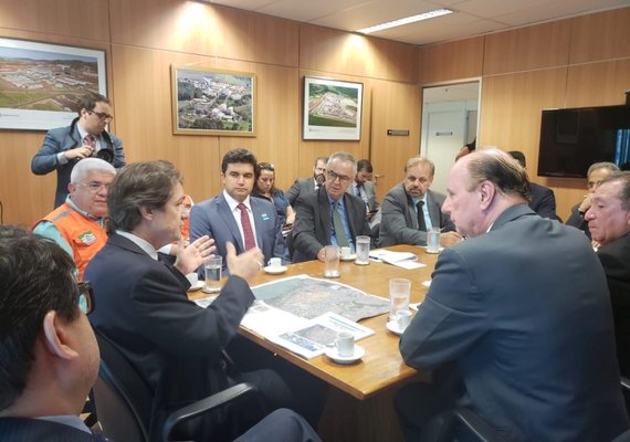 Prefeito de Maceió busca reforço no apoio do Governo Federal ao bairro do Pinheiro