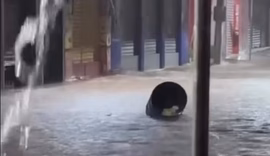 Chuva intensa provoca alagamentos e transtornos em Palmeira dos Índios