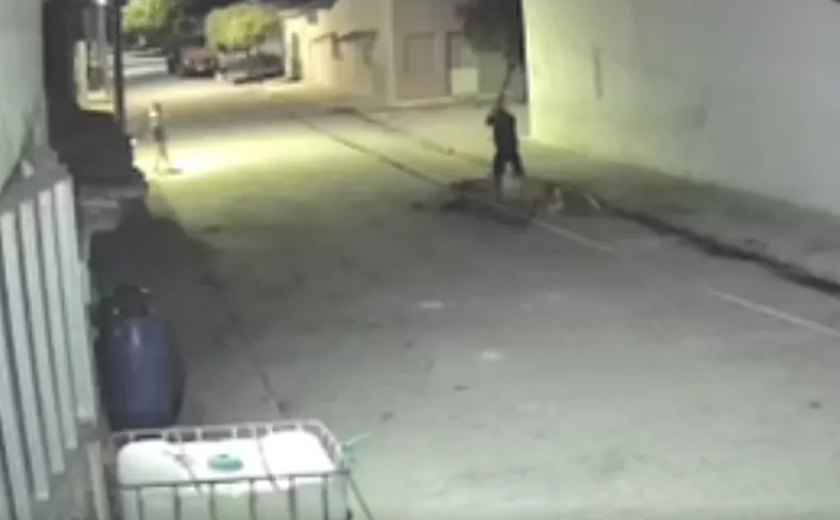 Homem é espancado a pauladas em via pública em Ouro Branco