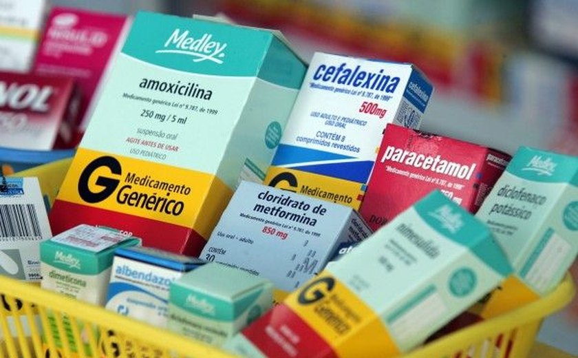 Febrafar alerta sobre riscos de vendas de medicamentos em supermercados