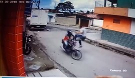 Dupla suspeita de assaltos na Feirinha do Tabuleiro é presa em Pernambuco