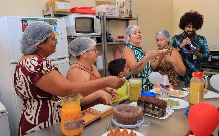 7 mil alunos são impactados com merenda após MVV entregar equipamentos a projeto