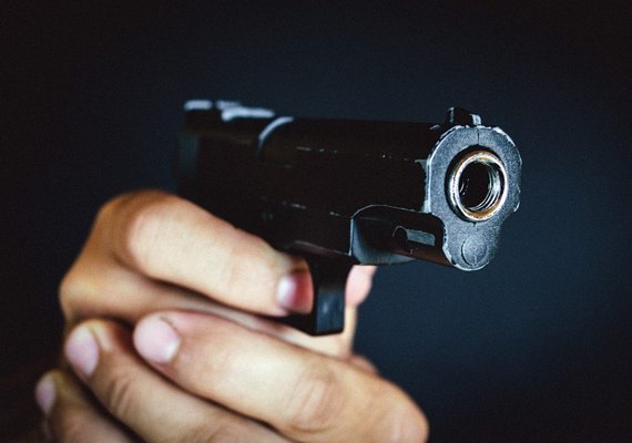 Número de assassinatos cai 7% no Brasil em 2021 e é o menor da série histórica