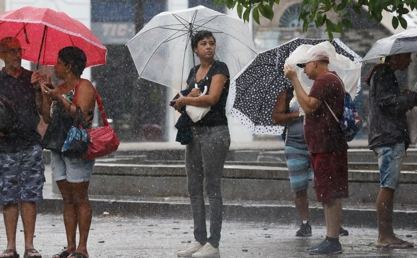 Inmet alerta para chuvas intensas em cidades do Agreste e Sertão de Alagoas