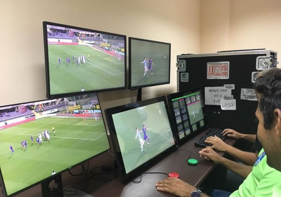 Por unanimidade, clubes aprovam VAR em todos os jogos do Campeonato Brasileiro