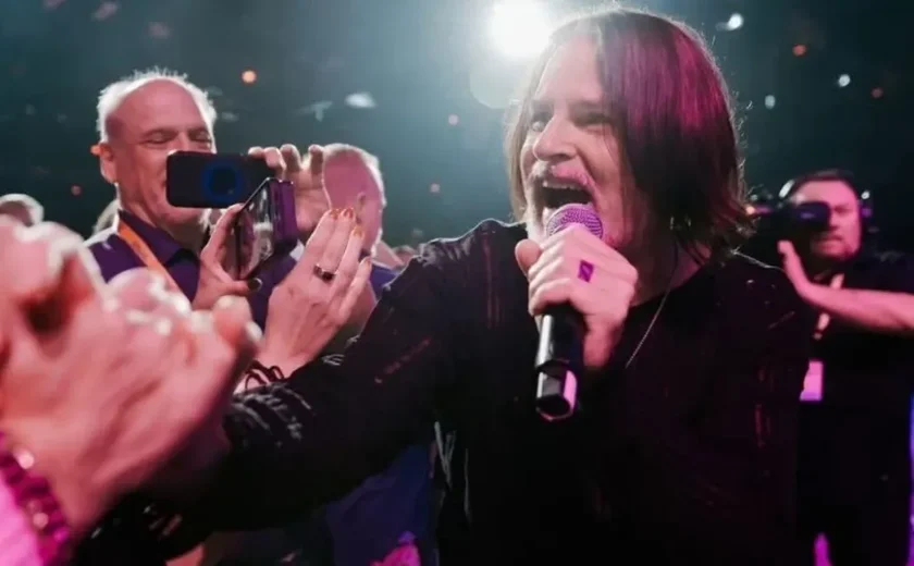 Morre Tommy DeCarlo, vocalista do Boston, aos 60 anos