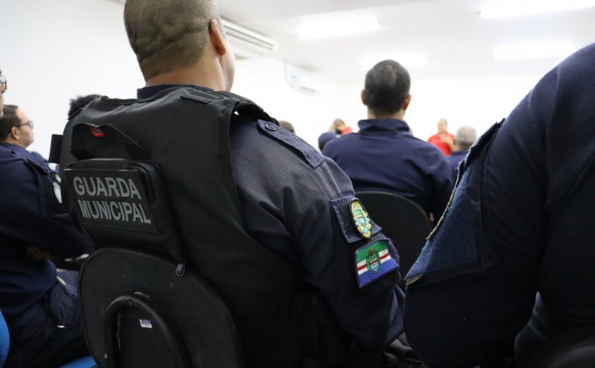 Segurança Comunitária inicia 3ª turma de atualização do curso de formação para a Guarda Municipal