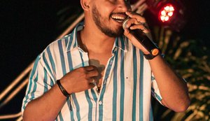 A casa da mãe Juliana: Humorista Victor Brito lança o seu primeiro show de comédia