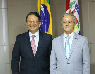Na Assembleia Legislativa, governador em exercício reforça importância da cooperação institucional