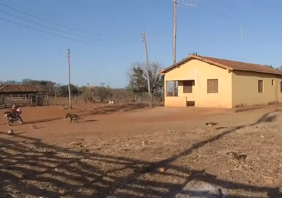 Tragédia em fazenda de MG: homem mata a ex-mulher, o caseiro e depois é morto a pauladas