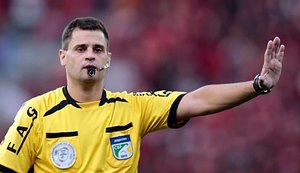 Rafael Traci, da federação catarinense, apita confronto entre CSA e Corinthians