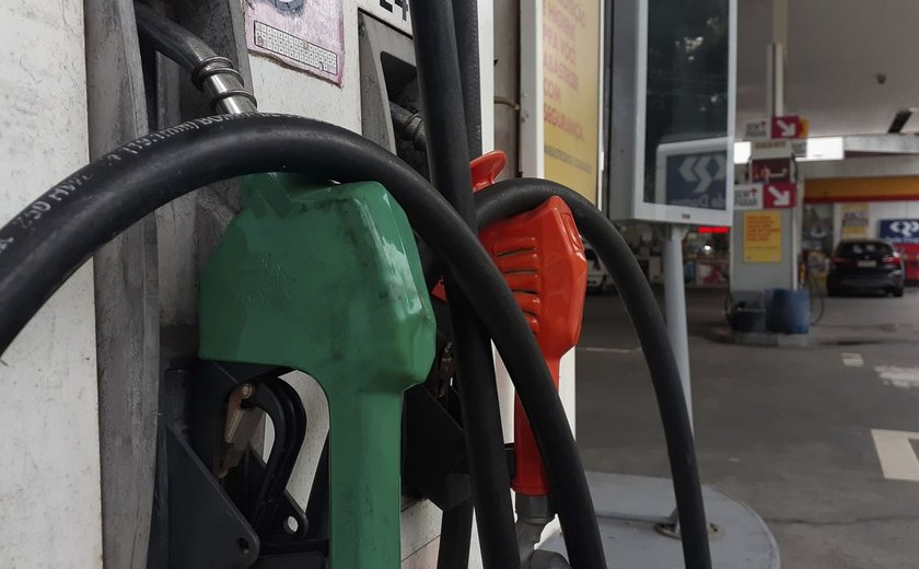 Petrobras reduz preços da gasolina e do diesel para as distribuidoras