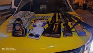 Batalhão de Trânsito apreende cinco armas e mais de 15 quilos de drogas em Maceió