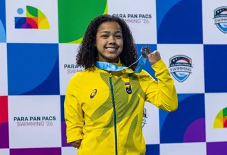 Parapan-Pacífico: nadadora Alessandra quebra recorde mundial