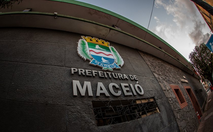 Justiça proíbe Prefeitura de Maceió de 'casar' propaganda com Rodrigo Cunha