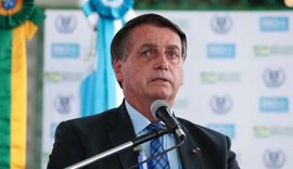 Facebook remove live de Bolsonaro que ligava vacina da Covid-19 à Aids