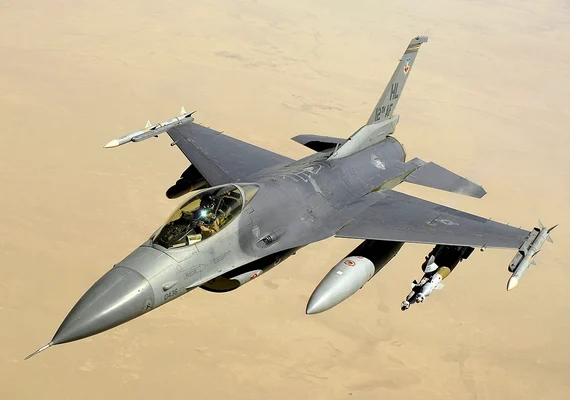 Rússia alerta Ocidente para “riscos enormes” caso Ucrânia receba caças F-16
