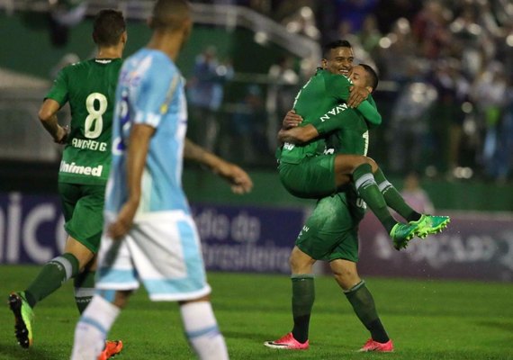 Chapecoense lidera a Série A do Brasileirão pela primeira vez