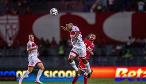 CRB sobe na tabela e sonha com acesso