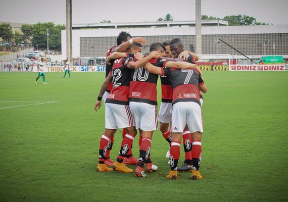 Rodrigo Caio marca, Flamengo vence Boavista e se garante na semifinal