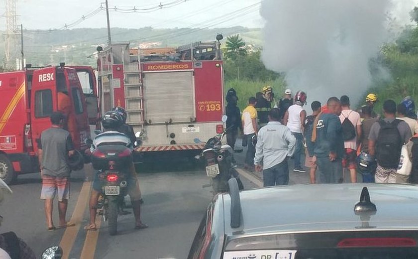 Acidente na Ladeira do Catolé deixa uma pessoa morta e outra ferida